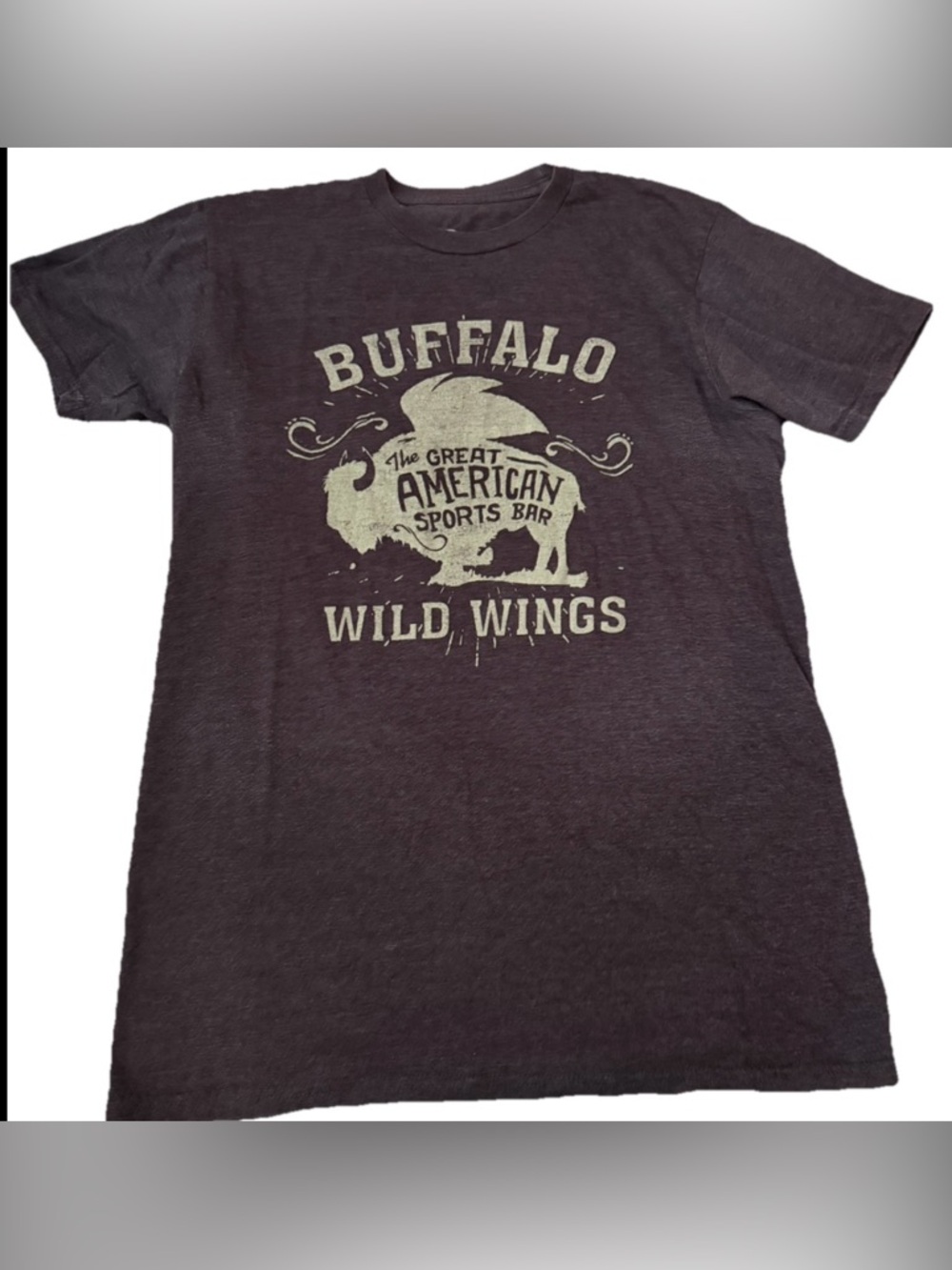 Buffalo Wild Wings‎ Graphic T Shirt Size Small The Great American Sports Bar